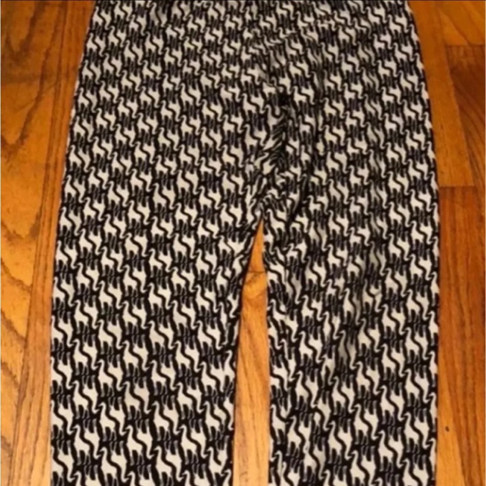 Lularoe Giraffe Leggings